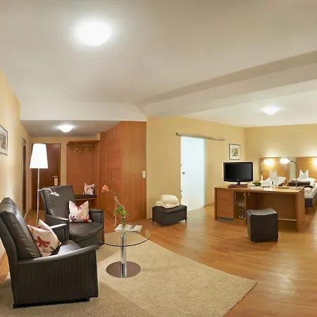 Ξενοδοχείο Flair Adlerbad 3*